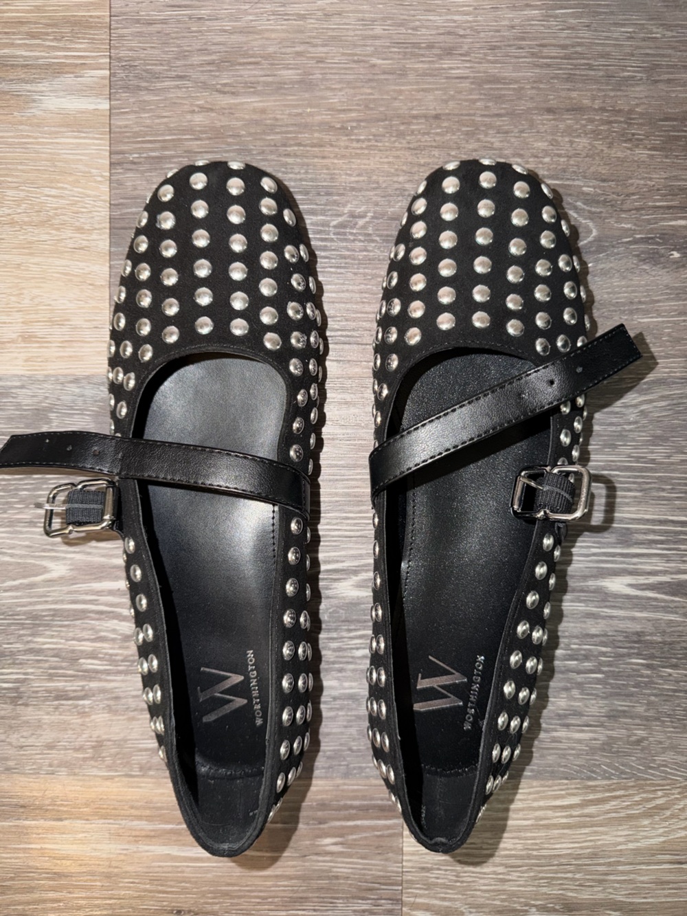 Women’s 7.5 Worthington Black Mary Jane Flats with Silver Studs